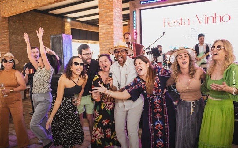 A Festa do Vinho 2025 da Vinícola Ferracini une tradição, música, gastronomia e experiências únicas em Penápolis. Descubra datas e programação.