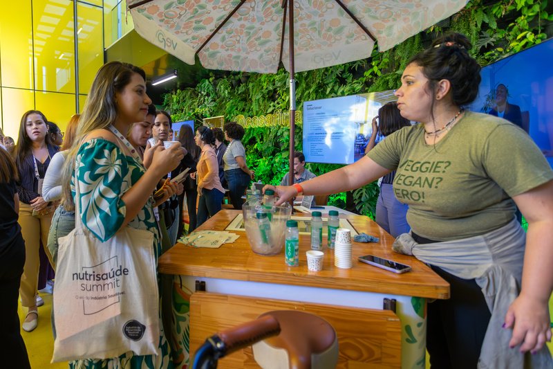  NutriSaúde Summit reúne especialistas para discutir futuro da saudabilidade e inovação na indústria