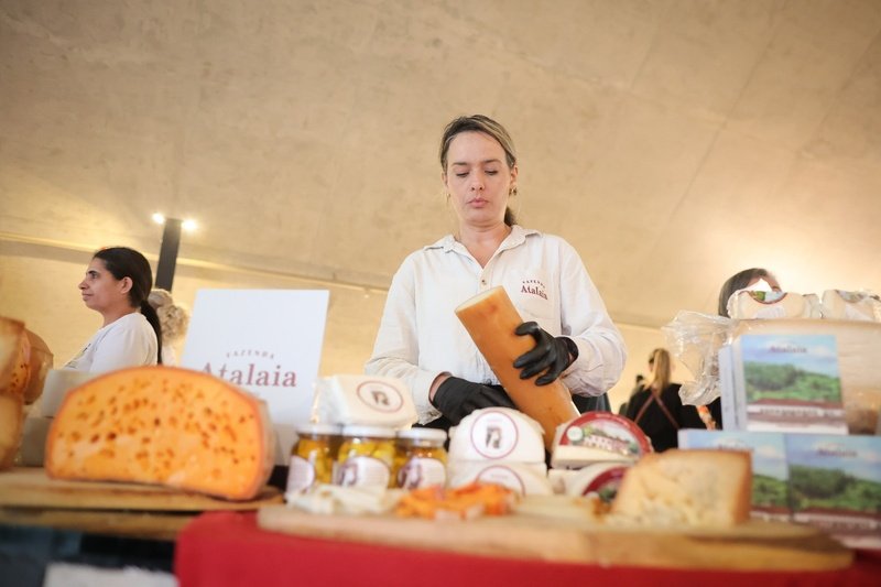  Produção artesanal de queijos cresce 300% em São Paulo e ganha impulso com as Rotas do Queijo Paulista