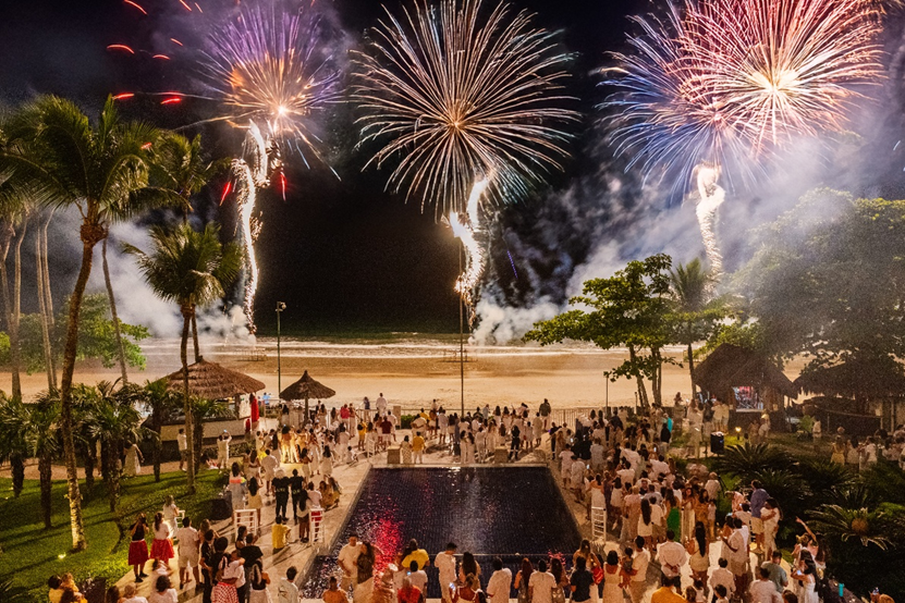  Hotel Jequitimar celebra o fim de ano com programação especial à beira-mar