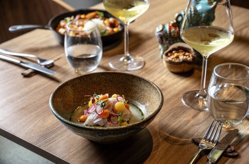  10 restaurantes para apreciar bons vinhos brancos no verão em São Paulo