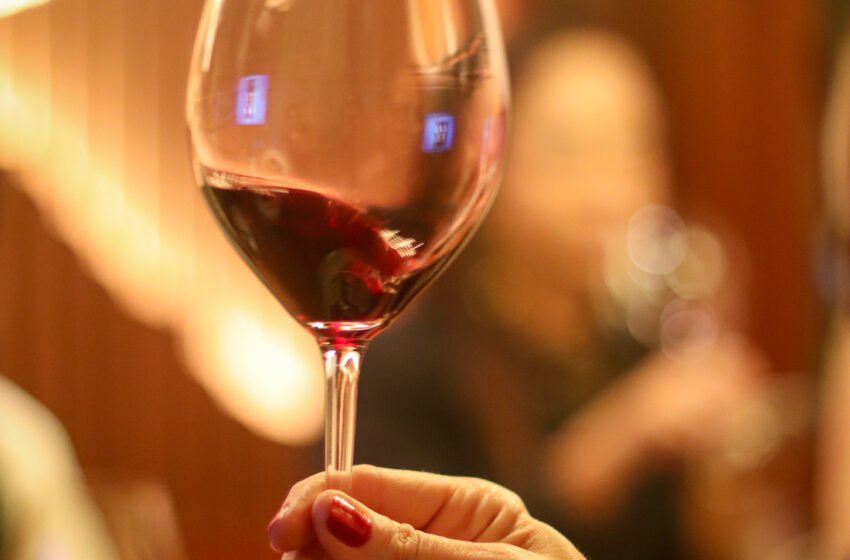  Women Wine Experience: Restaurante Neto promove jantar harmonizado no Mês da Mulher